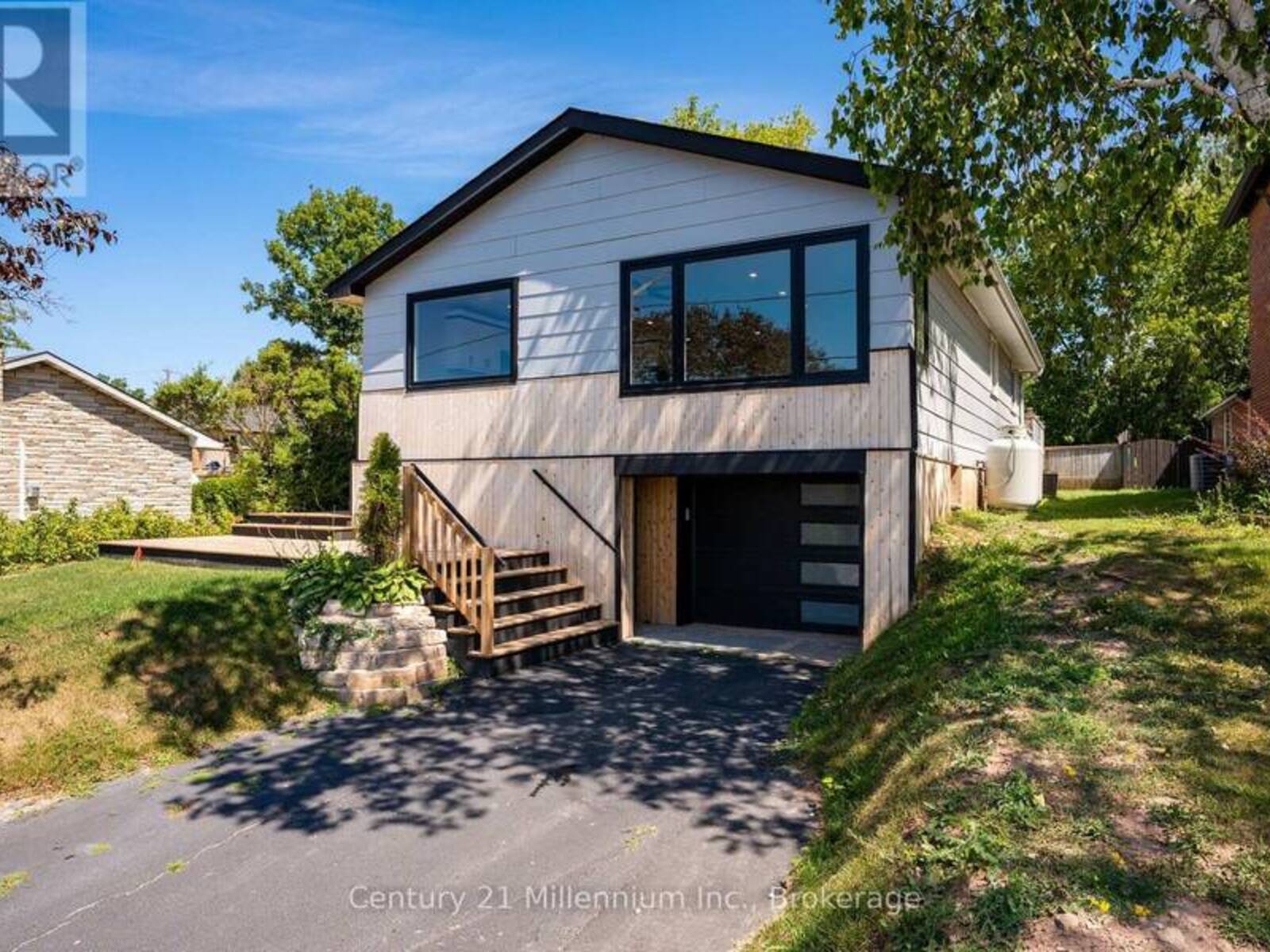 873 9TH AVENUE E, Owen Sound, Ontario N4K 3E8