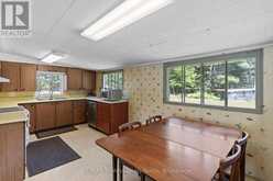 1014 LOG CABIN LANE | Haliburton Ontario | Slide Image Ten