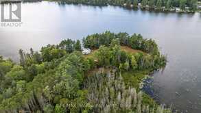 1014 LOG CABIN LANE | Haliburton Ontario | Slide Image Three