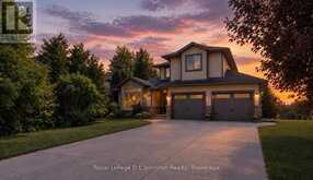 482 CREEKWOOD DRIVE | Southampton Ontario | Slide Image One