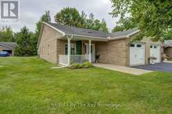 15 MEADOW LANE | Wasaga Beach Ontario | Slide Image One