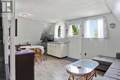 317 ROBERT ALLEN DRIVE | Tobermory Ontario | Slide Image Thirteen