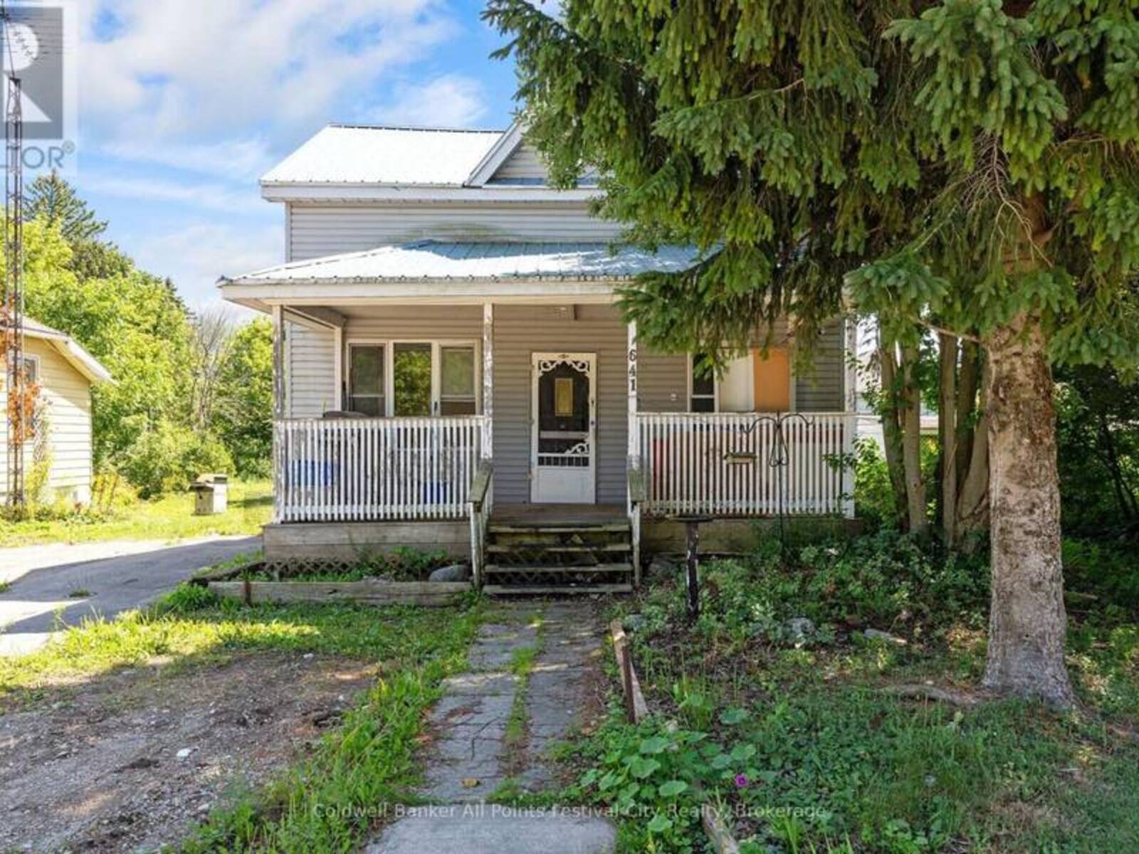 641 HAVELOCK STREET, Lucknow, Ontario N0G 2H0