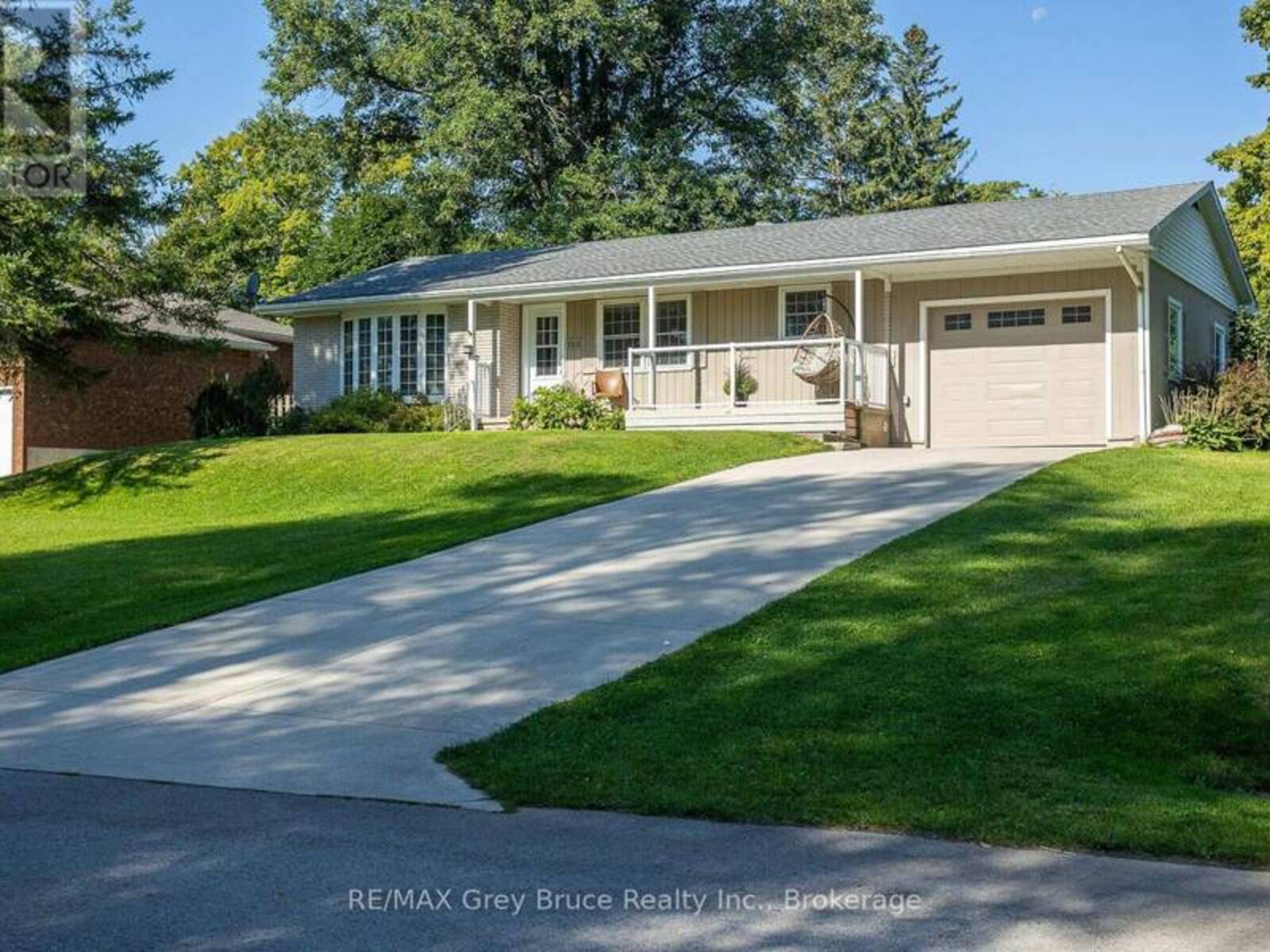 129 RIVER STREET, Tara, Ontario N0H 2N0