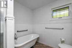 129 RIVER STREET | Tara Ontario | Slide Image Thirteen