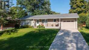 129 RIVER STREET | Tara Ontario | Slide Image Two