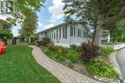 41 TRILLIUM BEACH DRIVE PVT DRIVE | Puslinch Ontario | Slide Image Two