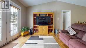 54 NEW YORK AVENUE | Wasaga Beach Ontario | Slide Image Ten