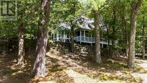 25-1235 SHEA ROAD | Muskoka Lakes Ontario | Slide Image One