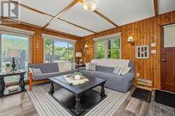 4 POST LANE | Seguin Ontario | Slide Image Twelve