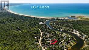 32 LONDON STREET | Sauble Beach Ontario | Slide Image Thirty-four