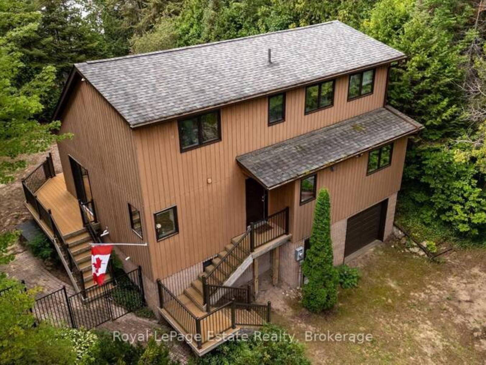 32 LONDON STREET, Sauble Beach, Ontario N0H 2G0