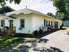 132 QUEEN STREET Clinton Ontario, N0M 1L0