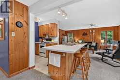 1052 SKIN LAKE DRIVE | Lake of Bays Ontario | Slide Image Sixteen