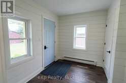 136 BREADALBANE STREET S | Southampton Ontario | Slide Image Nineteen