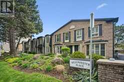 1418 GHENT AVENUE | Burlington Ontario | Slide Image Five