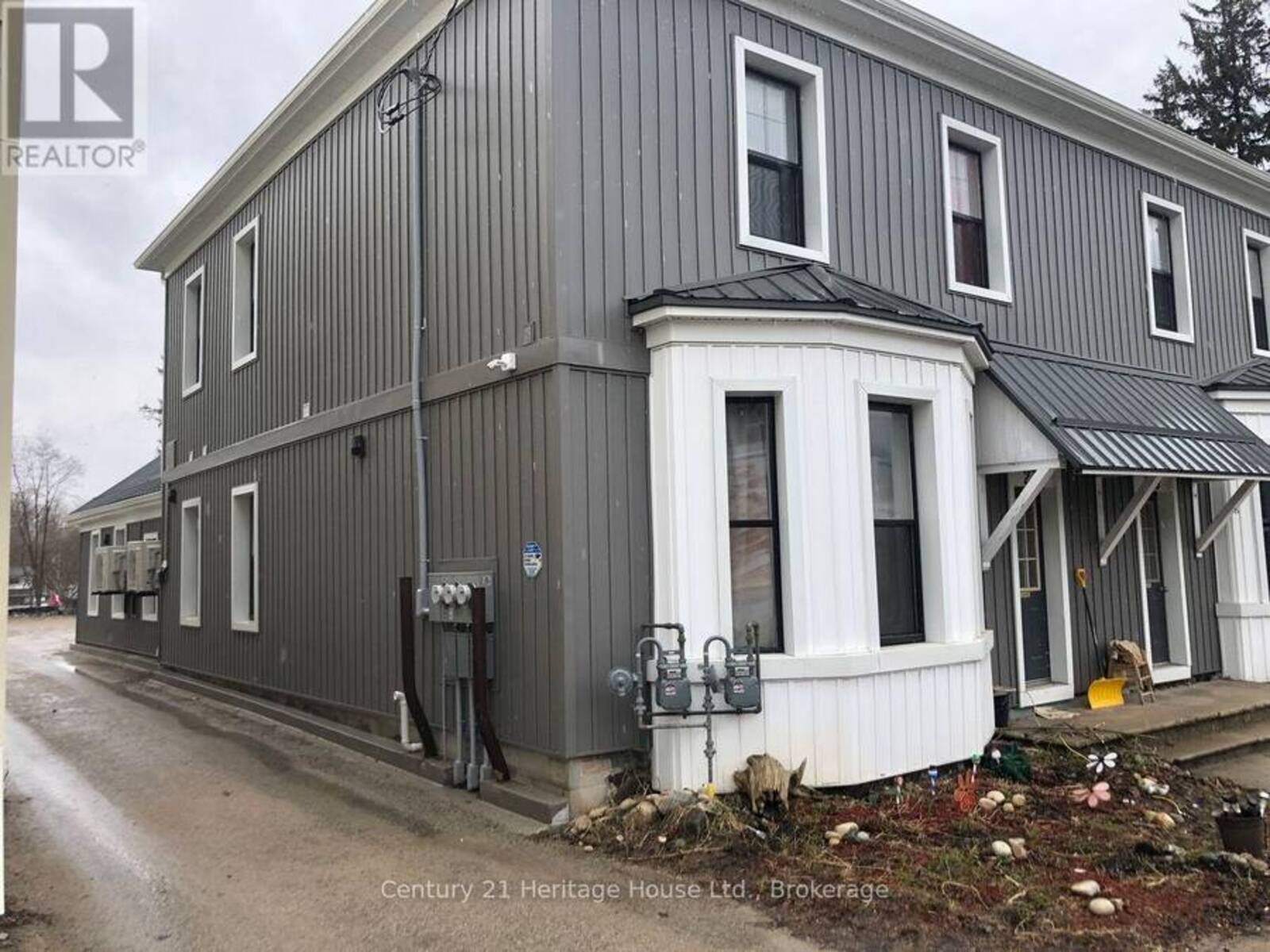 239-249 MAIN STREET N, Mount Forest, Ontario N0G 2L1