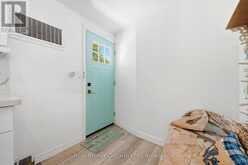 7 OLIVER DRIVE | Tiny Ontario | Slide Image Nine