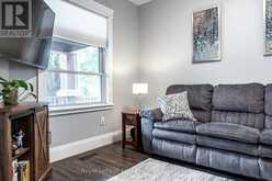 52 TRINITY STREET | Stratford Ontario | Slide Image Eight