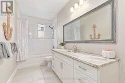26 SPRUCE STREET | Tiny Ontario | Slide Image Thirty-six