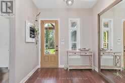 26 SPRUCE STREET | Tiny Ontario | Slide Image Eight