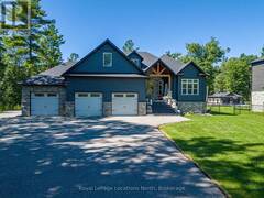 26 SPRUCE STREET Tiny Ontario, L0L 1P1