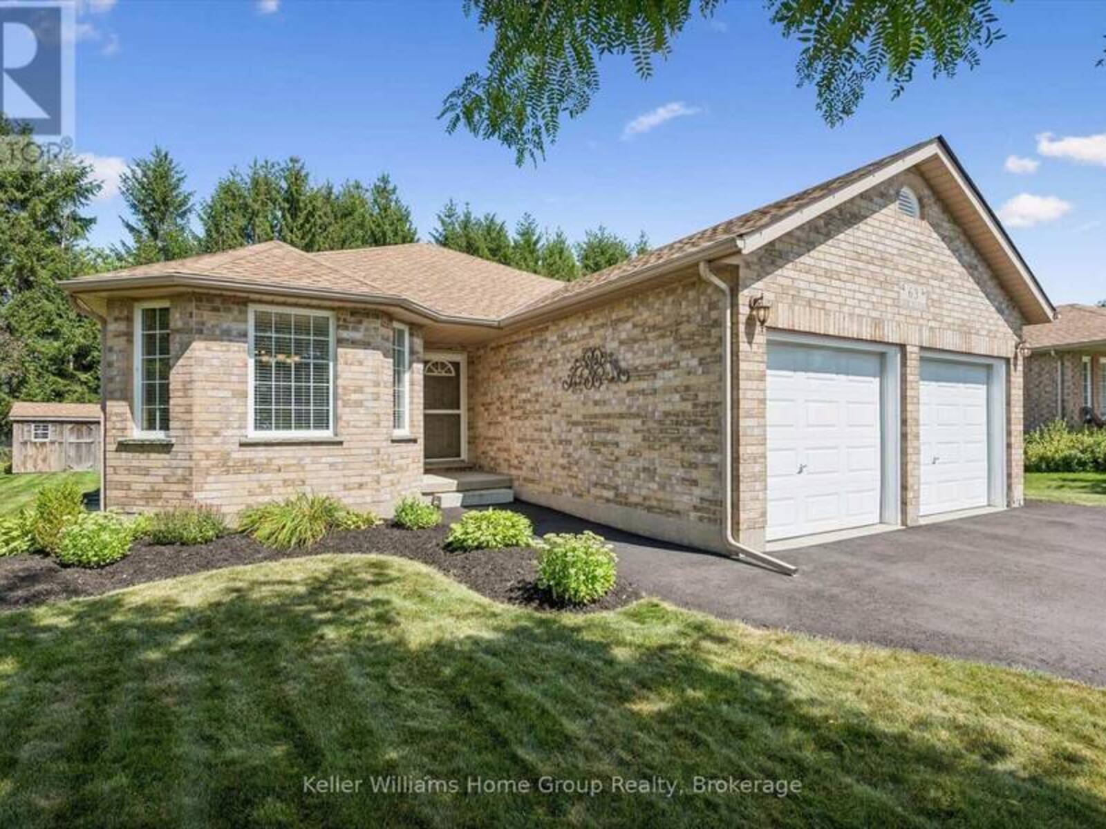 63 CHERRY HILL PLACE, Fergus, Ontario N1M 3T9