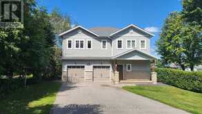 5 GREAVES AVENUE | Huntsville Ontario | Slide Image One