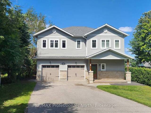 5 GREAVES AVENUE Huntsville Ontario, P1H 1V2 - Multi-family Home For Sale