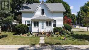 131 RATTENBURY STREET W | Clinton Ontario | Slide Image One