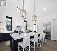 101 DEER LANE | The Blue Mountains Ontario | Slide Image Nine