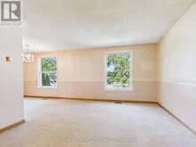 693 MACYOUNG DRIVE | Kincardine Ontario | Slide Image Twelve