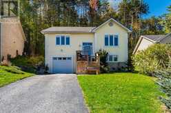 53 THERRIEN COURT | Penetanguishene Ontario | Slide Image One