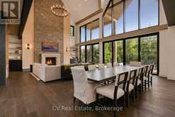 152 DELPHI LANE | The Blue Mountains Ontario | Slide Image Twelve