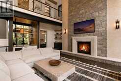 152 DELPHI LANE | The Blue Mountains Ontario | Slide Image Thirteen