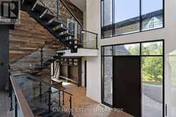 152 DELPHI LANE | The Blue Mountains Ontario | Slide Image Four