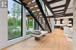 150 DELPHI LANE | The Blue Mountains Ontario | Slide Image Sixteen