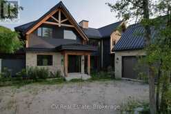150 DELPHI LANE | The Blue Mountains Ontario | Slide Image Three