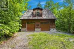 31 LYNDSEY LANE | McKellar Ontario | Slide Image Seven