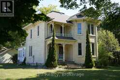 254 HIGH STREET | Southampton Ontario | Slide Image One