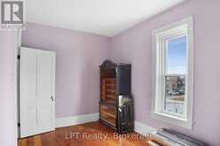 254 HIGH STREET | Southampton Ontario | Slide Image Thirty