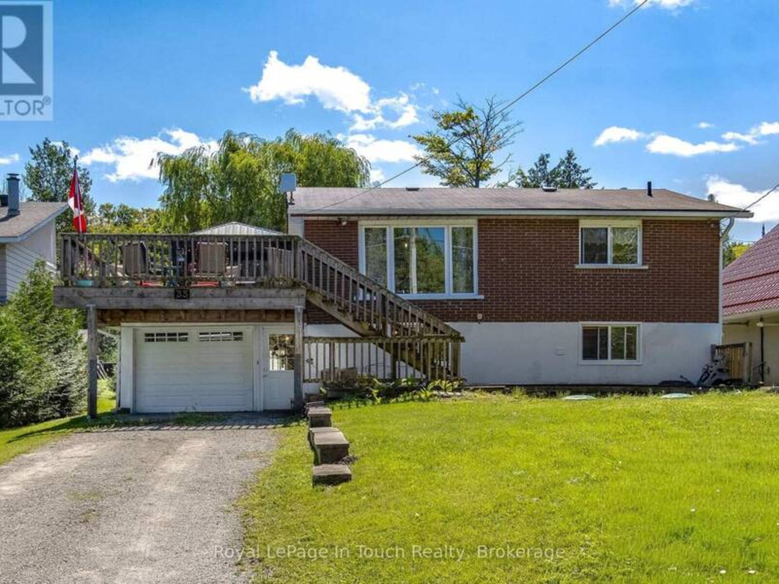 33 GRANDVIEW ROAD, Tay, Ontario L0K 1R0