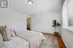 3 MEADOW CRESCENT | Guelph Ontario | Slide Image Seventeen