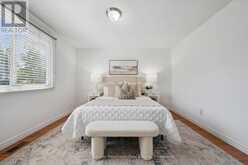 3 MEADOW CRESCENT | Guelph Ontario | Slide Image Eighteen
