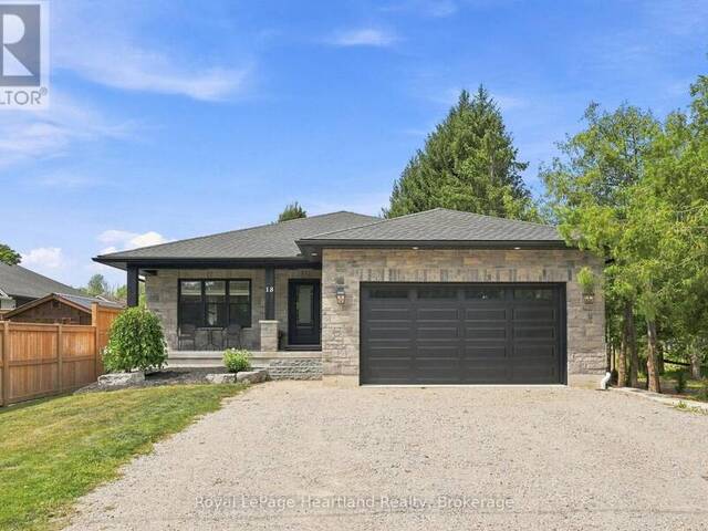 18 GEDDES STREET W Minto Ontario, N0G 1M0 - 3 Bedrooms Home For Sale