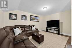 2 SHIPYARD LANE | Collingwood Ontario | Slide Image Fifteen