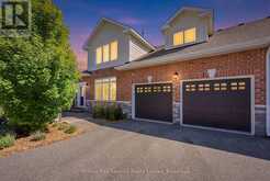 2 SHIPYARD LANE | Collingwood Ontario | Slide Image Three
