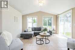 77 PENNSYLVANIA AVENUE | Wasaga Beach Ontario | Slide Image Ten