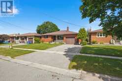 27 PALERMO CRESCENT | Guelph Ontario | Slide Image Three