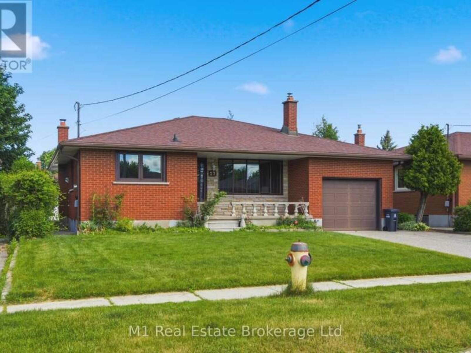 27 PALERMO CRESCENT, Guelph, Ontario N1E 2J8